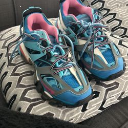 Balenciaga Women’s Shoe Size 10