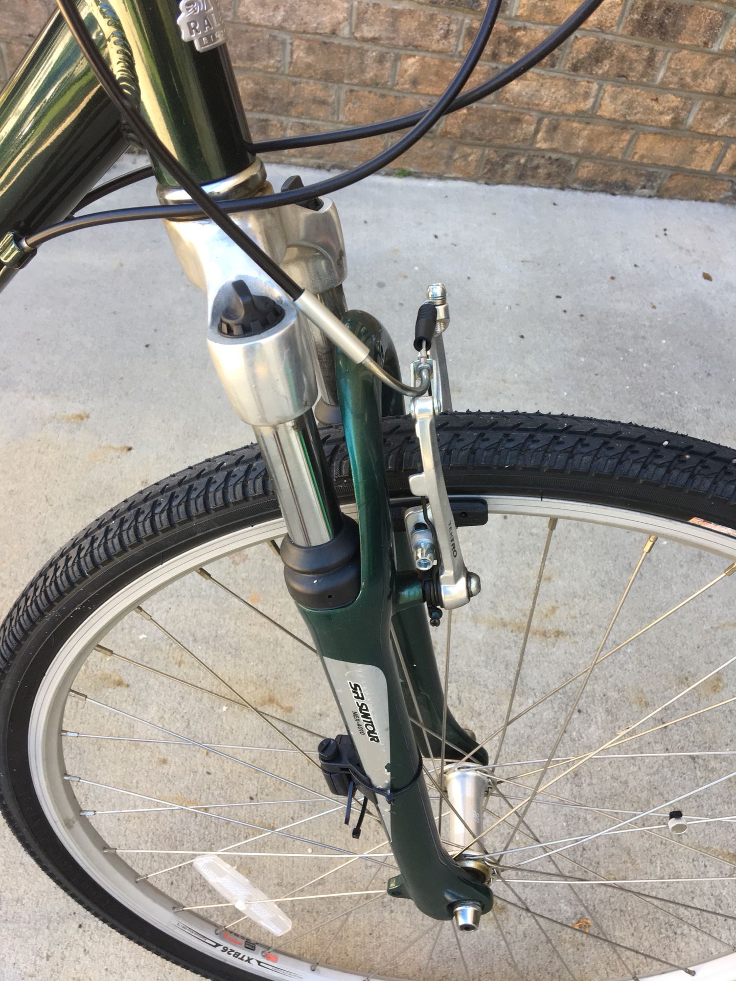 RALEIGH PASSAGE 4.0 Men’s Bicycle for Sale in Holly Springs, NC OfferUp