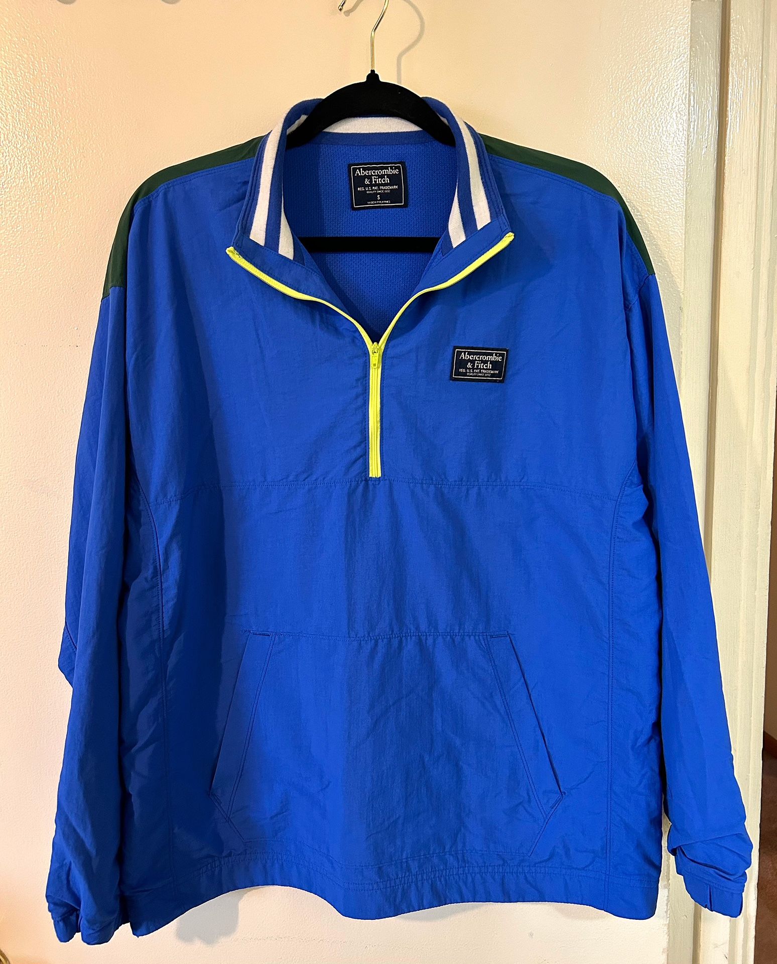 Men’s Abercrombie And Fitch 90’s Style Windbreaker Jacket Size Small