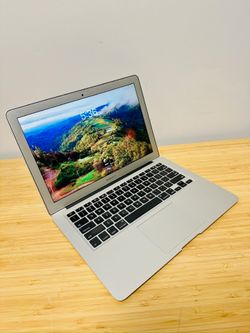 MacBook Air 13” Laptop Apple🍎Intel Core i7/8GB RAM/256GB⚡️Microsoft Office Word Excel,Logic,Final Cut💻 1 Year Warranty✅ $0 Down Finance Available