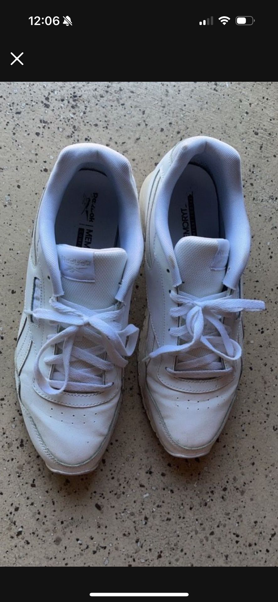 October Sale! $35 Size 12 Reebok Shoes