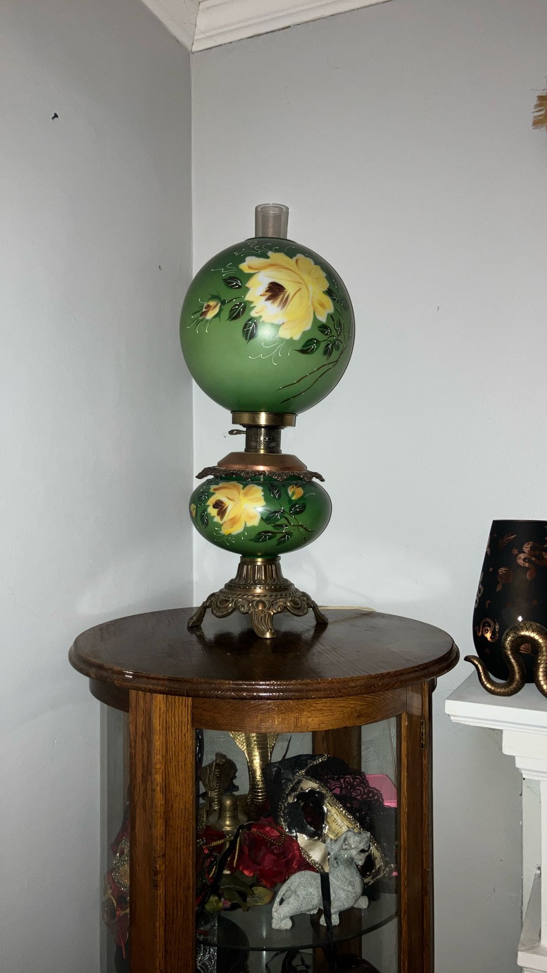 Antique Electric Converted Gone With The Wind Lamp