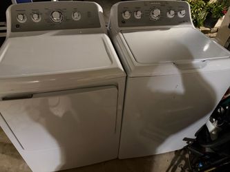 GE washer and dryer set