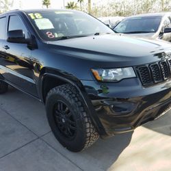 2018 Jeep Grand Cherokee Altitude Edition 4x4 only  54,000 Miles 