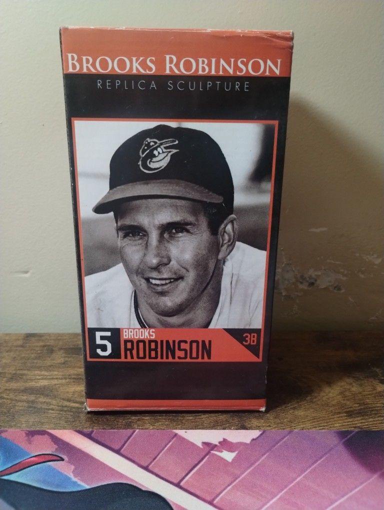 Brooks Robinson Baltimore Orioles Replica Statue