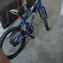 Tengo Esta Huffy https://offerup.com/redirect/?o=Um9jay5JdA== Medida 20 