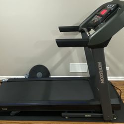  Treadmill - Horizon 2.75 HP Ultra Quiet Motor 