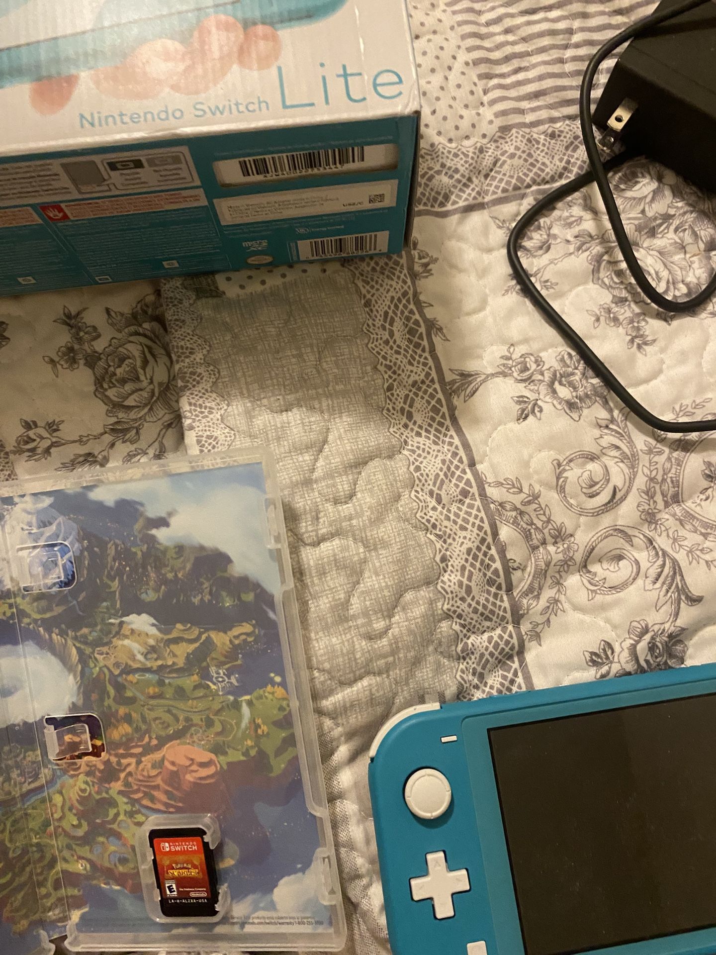 Nintendo Switch Lite with Pokémon Scarlet