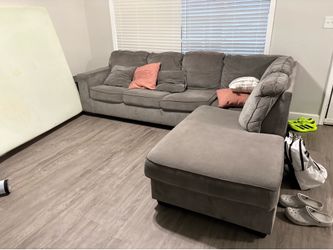 L-Shaped couch/bed