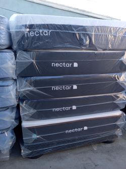 Nectar Premier Queen Size Mattress 13" Thick.     Delivery Available.     Brand New Mattresses