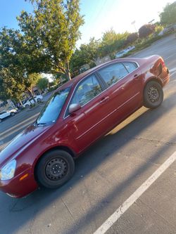 O7 Kia Optima runs and drives great no issues vehicle does need tags 🏷️ all paperwork in hand cheap transportation
