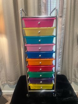 10 drawer rolling cart in good condition