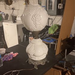 Vintage Victorian Lamp