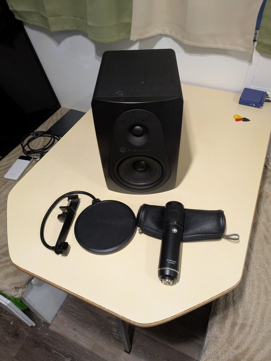 Monitor+microfone+antipop sterling audio