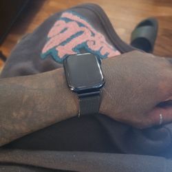 Apple Watch Series 9 Stainless Steel  45mmgps + Cellular