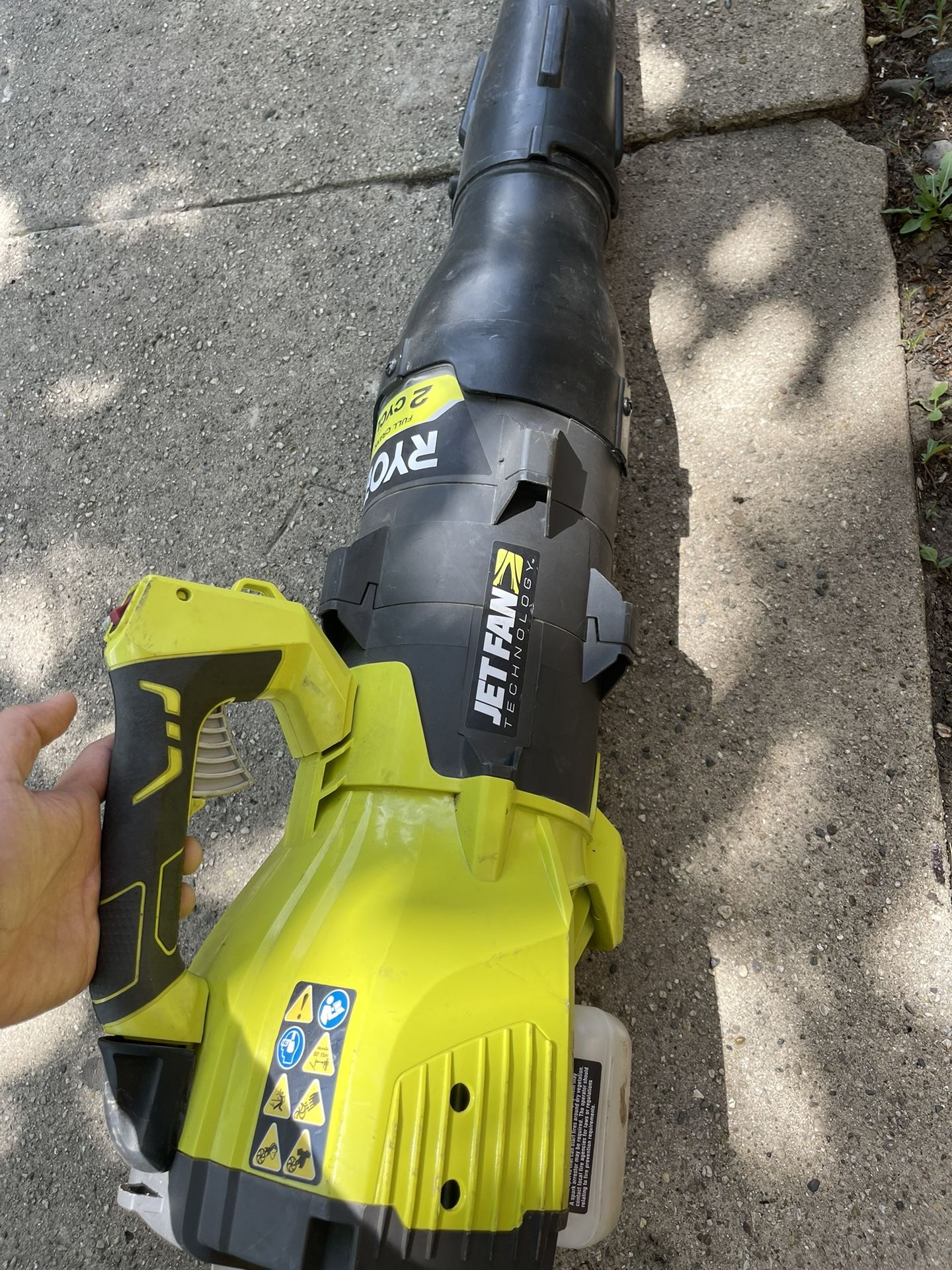 RYOBI 160 MPH 520 CFM 25cc Gas Jet Fan Leaf Blower