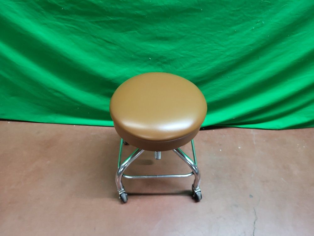 Adjustable Stool Home & Garden