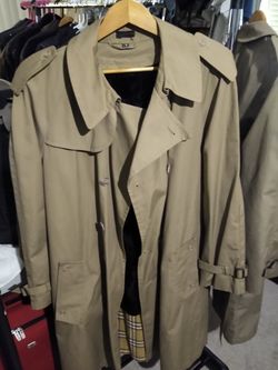 Men's 40 long tan rain trench coat