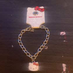 hello kitty bracelet from universal studios 