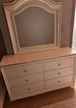 Dresser with mirror