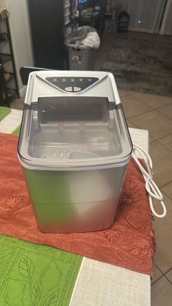 Ice Maker SLIM01s