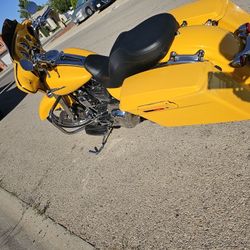 2013 HARLEY STREET GLIDE (FLHX)