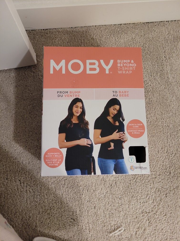 Moby Bump And Beyond Tshirt Wrap