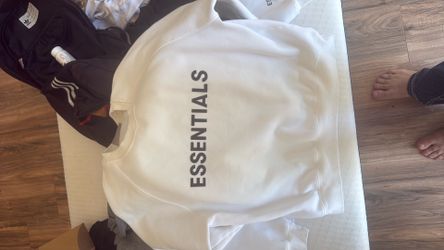 Cloud White fear of god essentials sweater Small