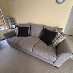 Well-Maintained, Comfortable Sofa – Great Condition!
