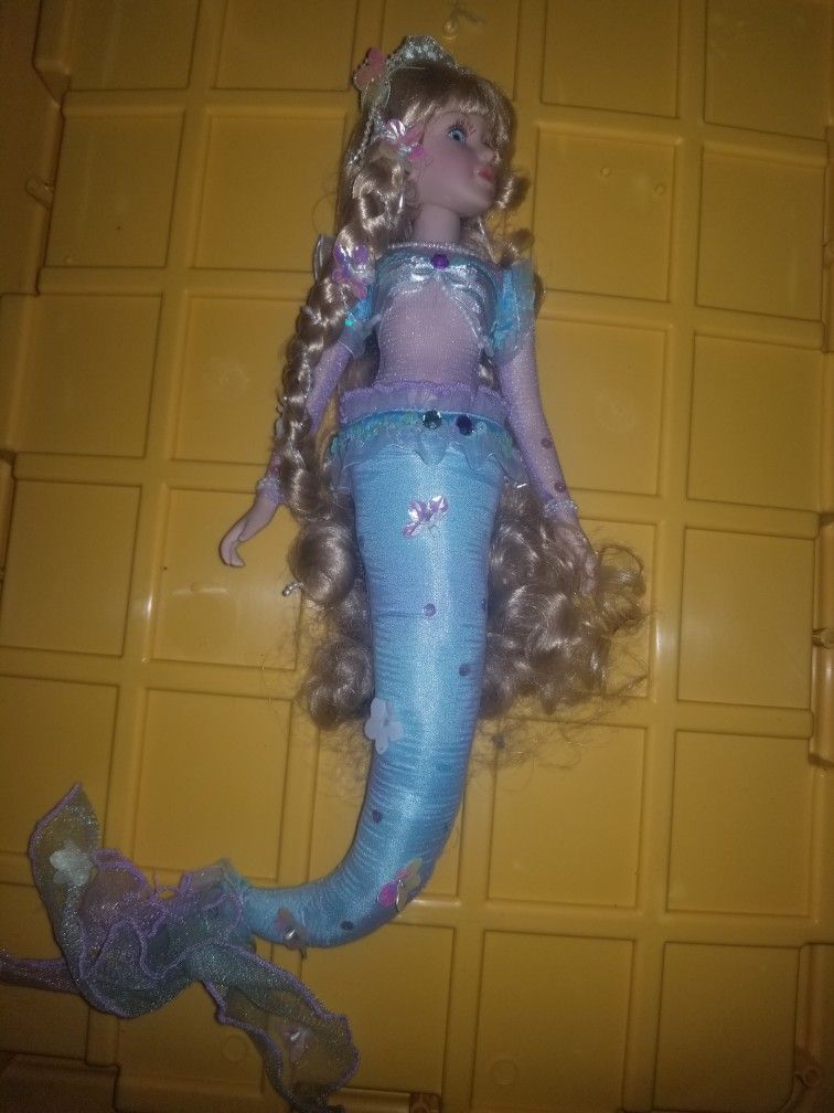 Vintage Show Stopper Mermaid Porcelain doll