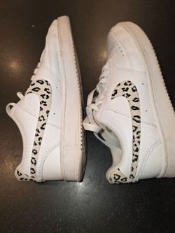 Nike Tennis Shoes