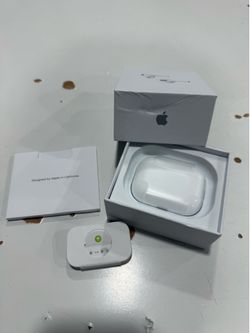 Damage Box AIRPODS GEN 3 PROS ARE GOOD!