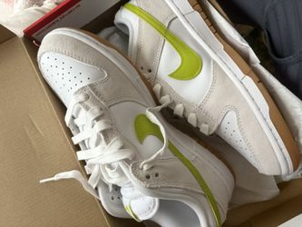 Nike Low Dunks