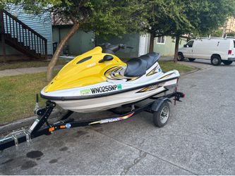 Jet Ski  /  Wave Runner / Yamaha