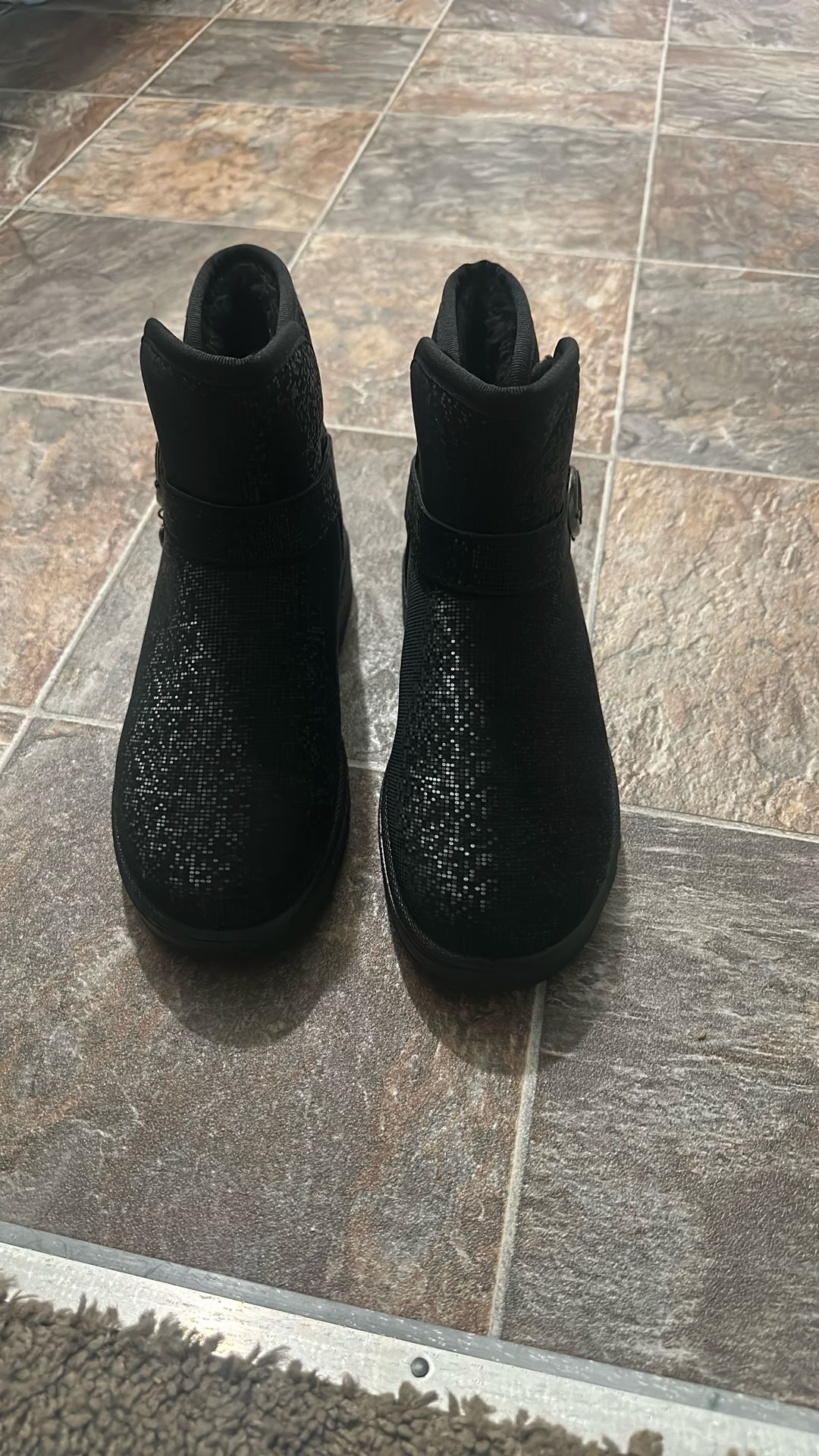 Women Boots Brand New Size 8