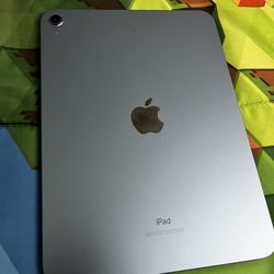 iPad 10th Gen 64GB with Magic Keyboard