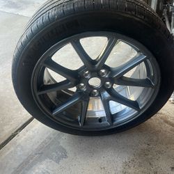 Tesla Rim