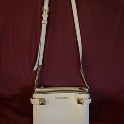 Miachel Kors Purse