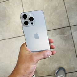 iPhone 15 Pro Max T-Mobile / Metro 256GB