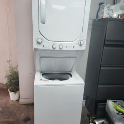 WASHER AND Electric Dryer STACABLE SIZE 24 