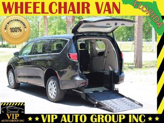 2023 Chrysler Voyager