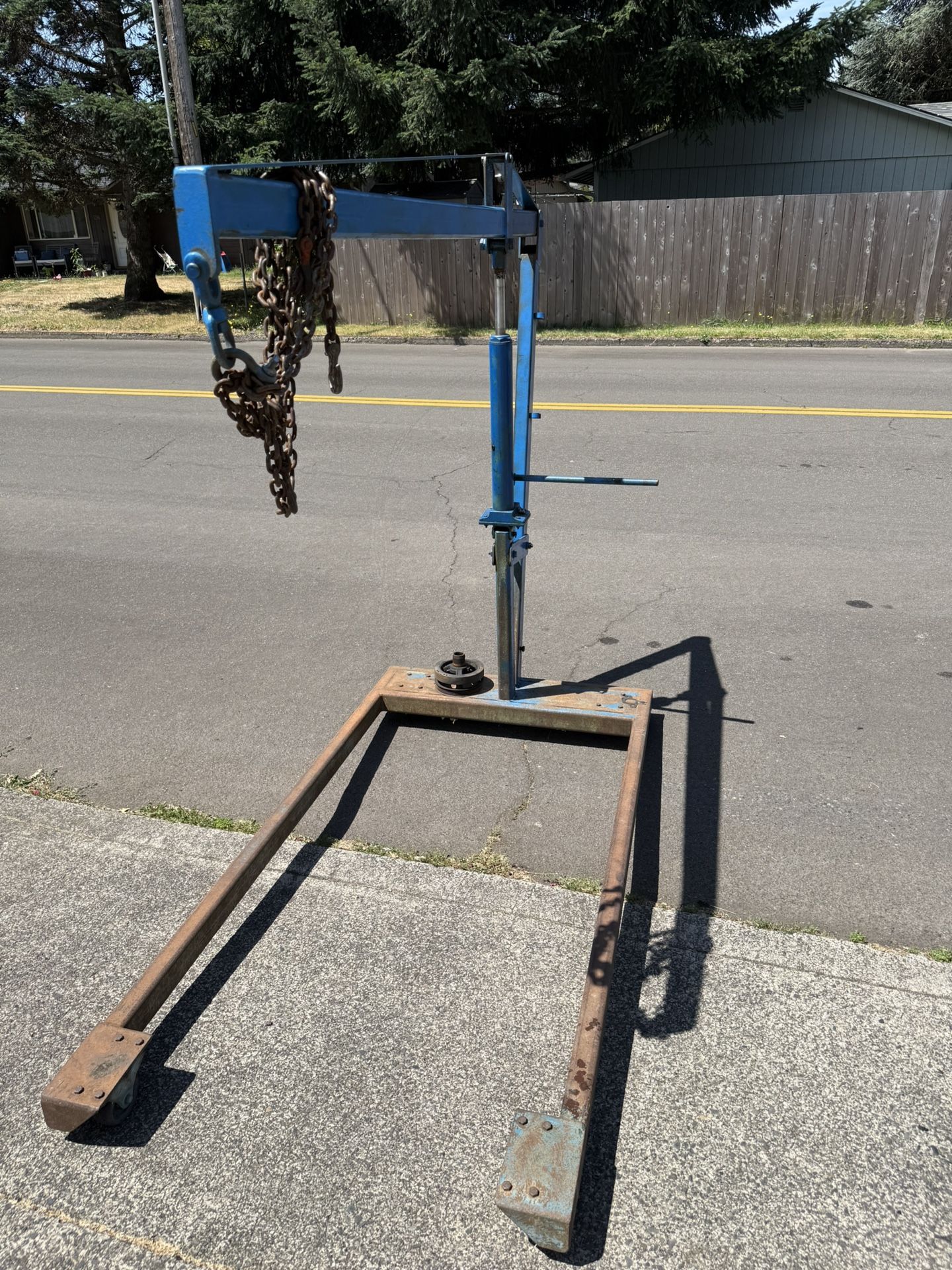 Big Engine Hoist