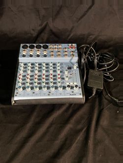 Alesis MultiMix 8 USB 8-Channel Mixer, Built-In Effects + USB Audio Out