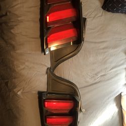 Mustang 5.0 GT , Taillights 