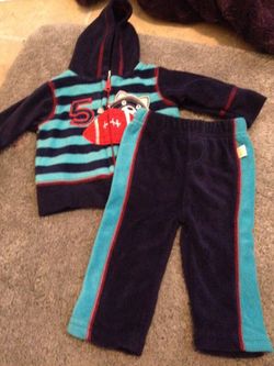 Baby boys outfit size (0-3 months)