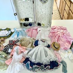 Vintage Let’s Play And A Playmate Today 12 Beautiful Doll Dresse With 8 Pairs Shoes, Socks, Ribbons And Pantaloons Plus Steamtrunk Carry Case 