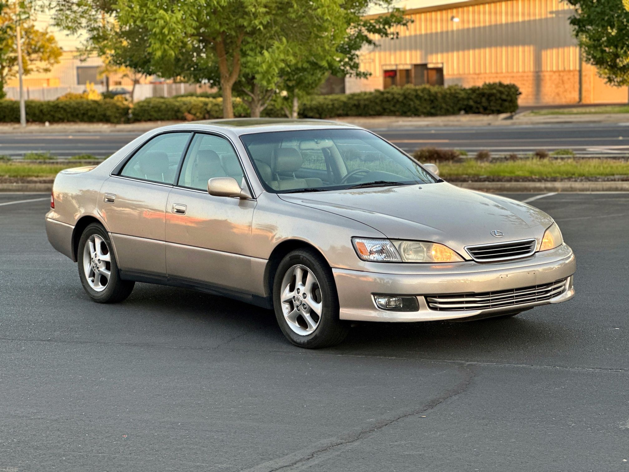 2000 Lexus ES 300