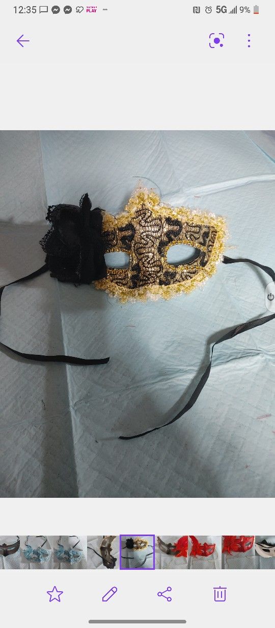 HALLOWEEN MASQUERADE MASK