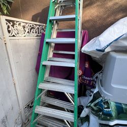 8’ Aluminum Ladder 