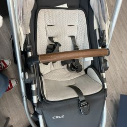 Uppababy Cruz